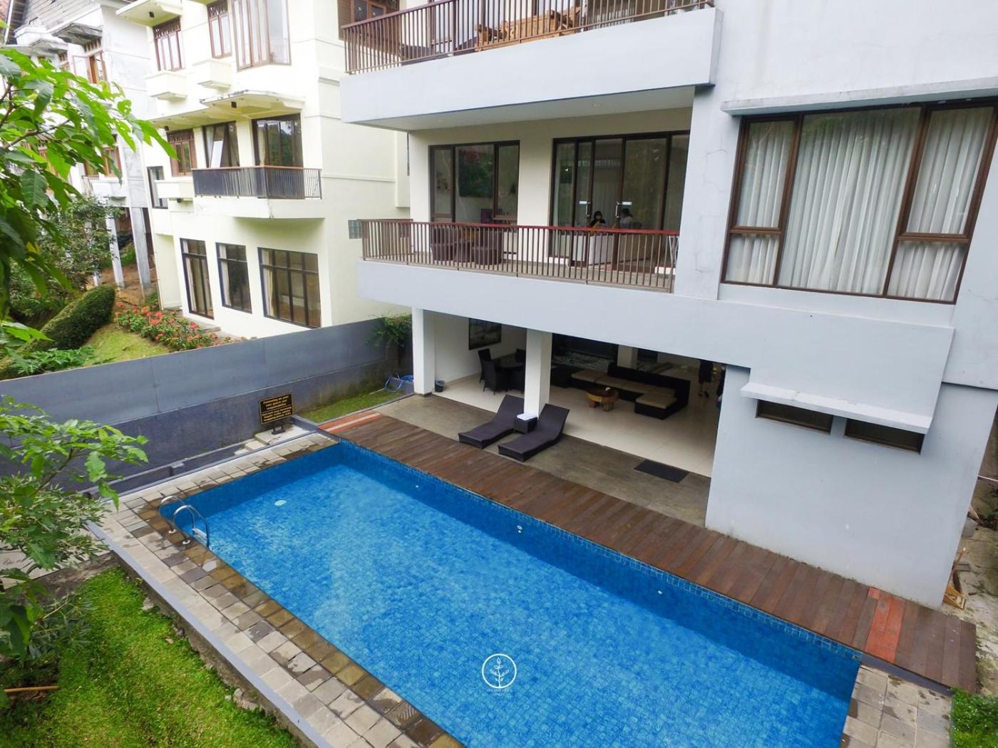 Hikari Hill View Villa 7 Bedrooms With A Private Swimming Pool And Billiard Bandung Bagian luar foto
