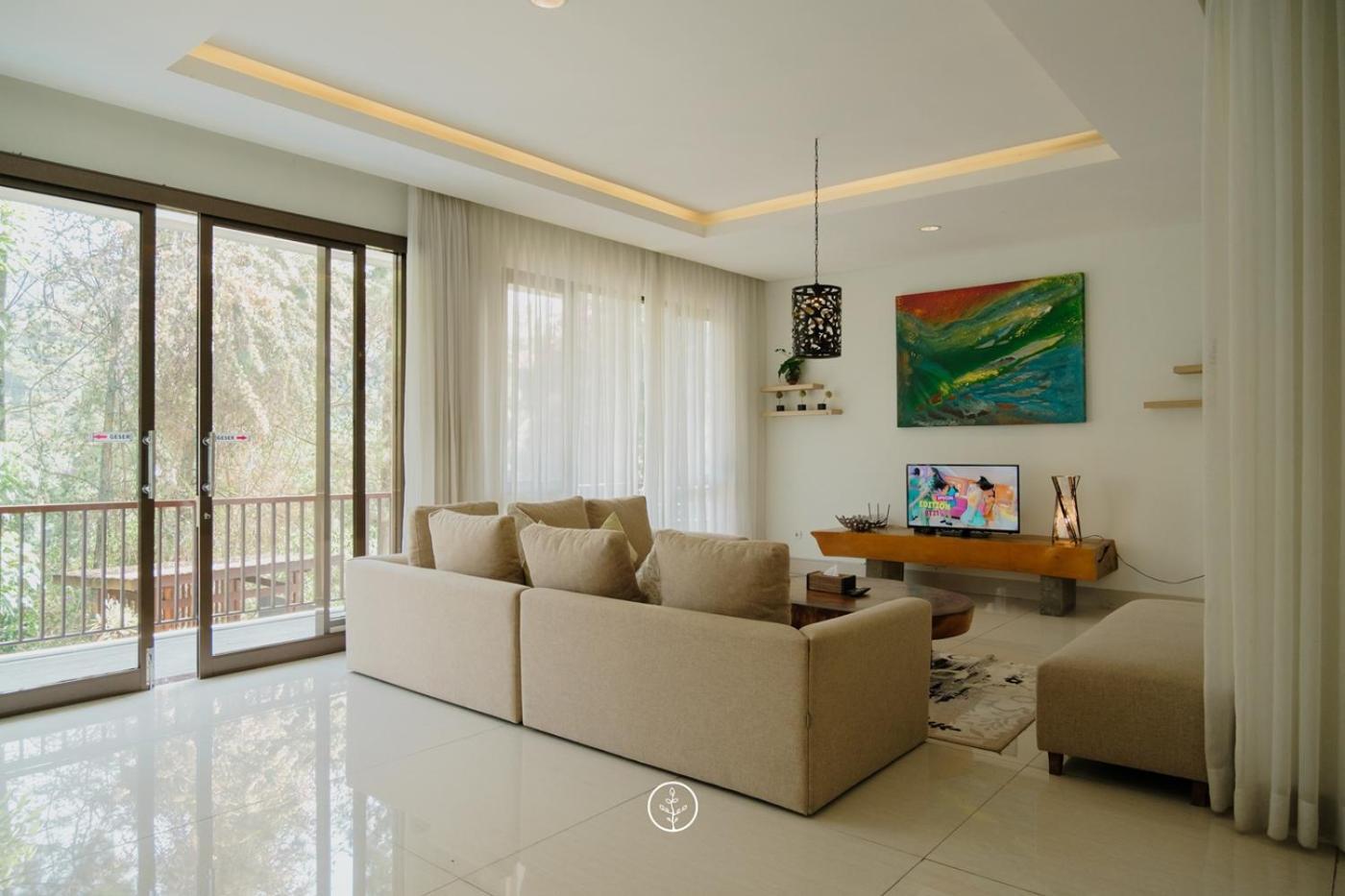 Hikari Hill View Villa 7 Bedrooms With A Private Swimming Pool And Billiard Bandung Bagian luar foto