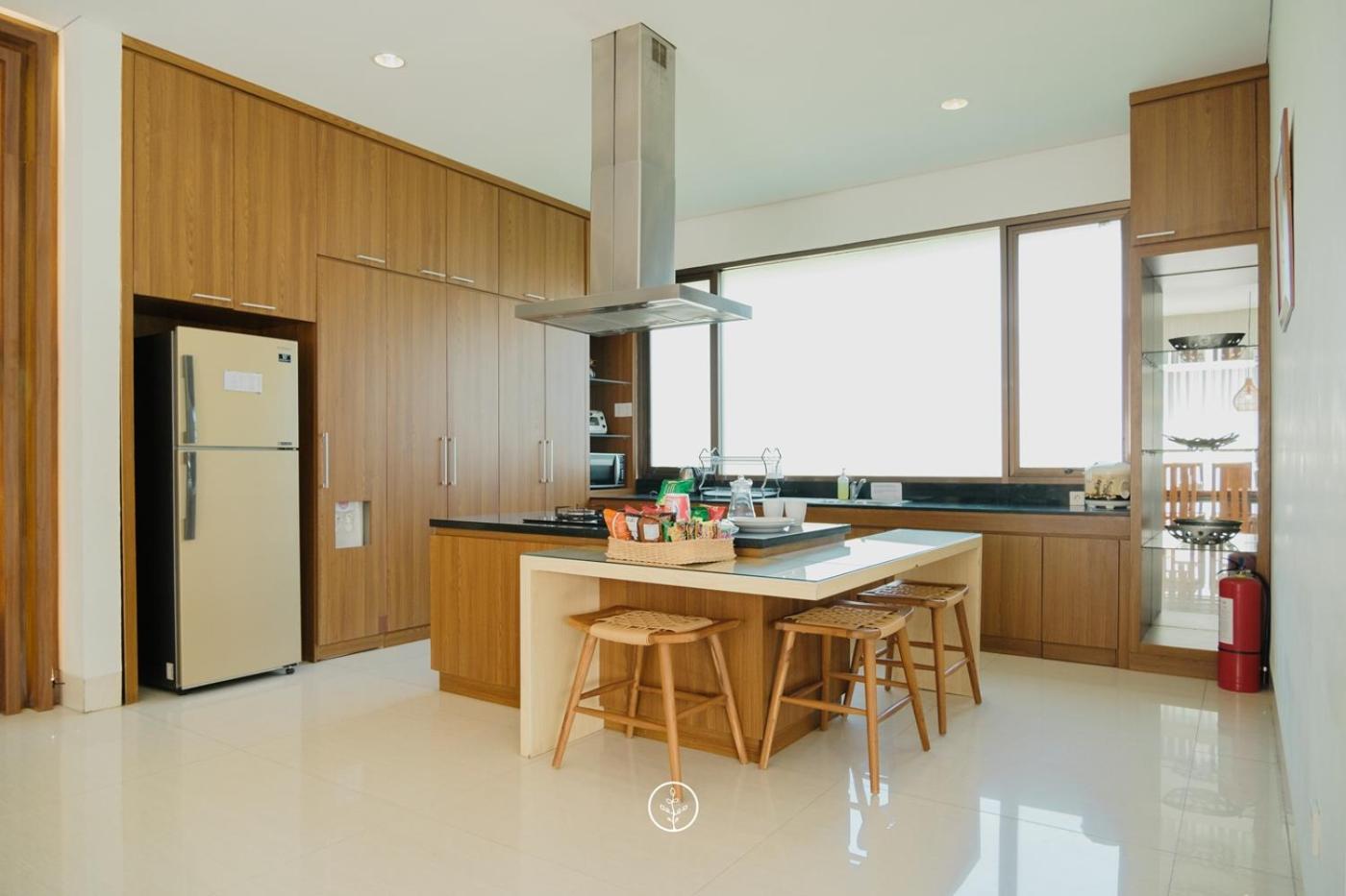Hikari Hill View Villa 7 Bedrooms With A Private Swimming Pool And Billiard Bandung Bagian luar foto