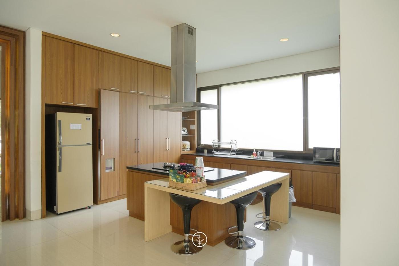 Hikari Hill View Villa 7 Bedrooms With A Private Swimming Pool And Billiard Bandung Bagian luar foto